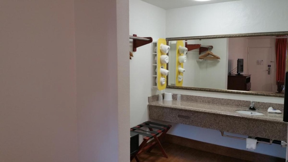 Motel 6 Anaheim -Buena Park Image 7
