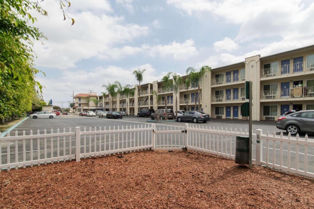 Motel 6 Anaheim -Buena Park